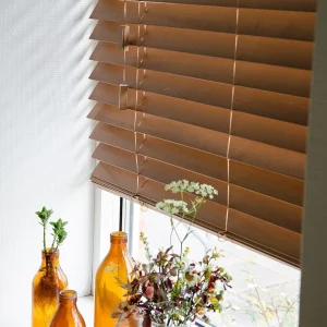 Träpersienn, lamellbredd 50 mm, körsbär