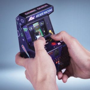 300-in-1 Micro Retro Arcade med 240spel